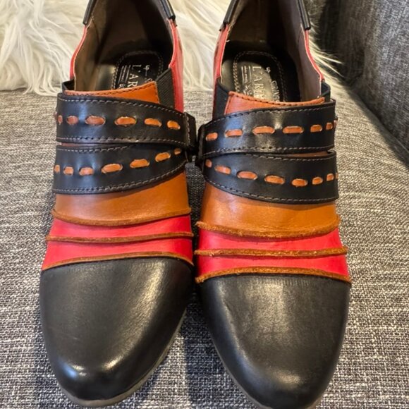 L’Artiste by Spring Step “Wondrous” Bootie – Red Leather – Women’s 36 (US 5.5–6) - Picture 2 of 10